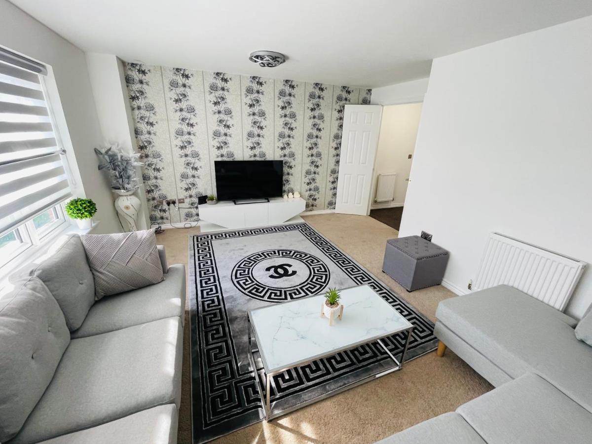 Watan Cottage - Spacious 3 Bedrooms Entire House With Beautiful Outdoor Garden Manchester Exterior photo