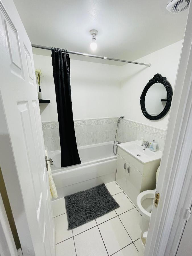 Watan Cottage - Spacious 3 Bedrooms Entire House With Beautiful Outdoor Garden Manchester Exterior photo